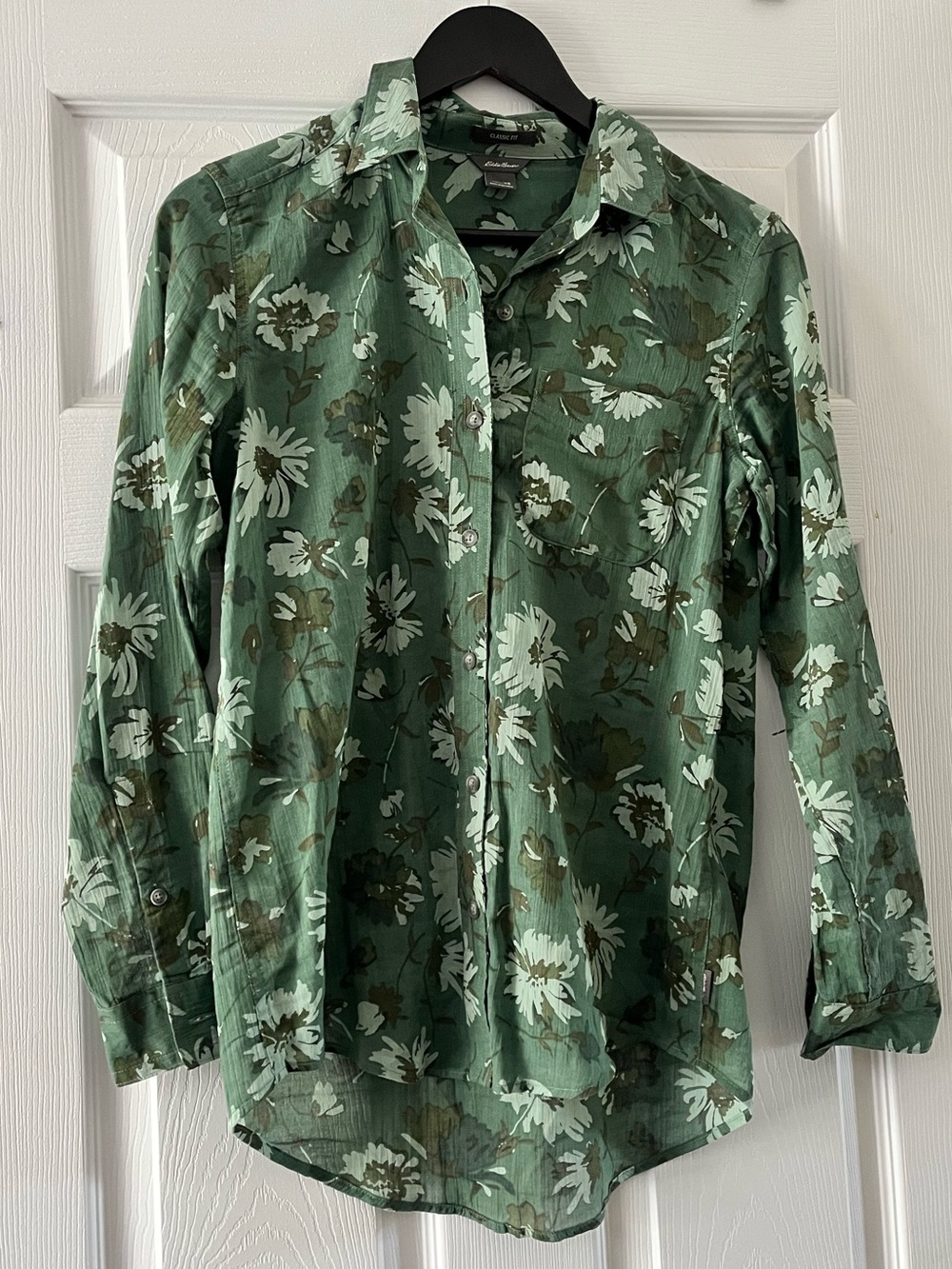 Eddie Bauer Green Floral Button-Down Shirt